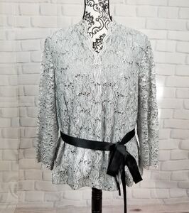Alex lace & sequins popover top zip back size 2x